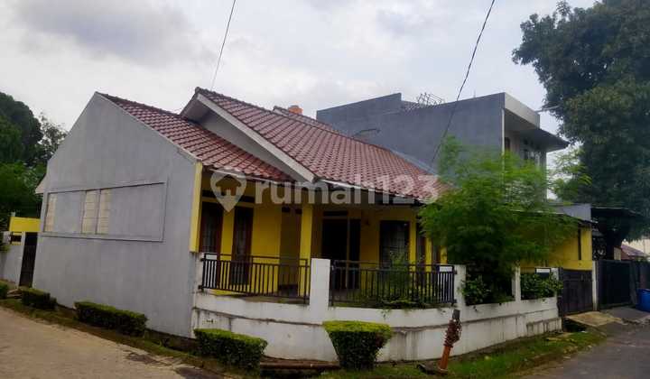 House in Bintaro Hook Ready to Occupy