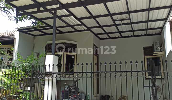 Rumah 2 Lantai di Villa Pamulang, Tangerang Selatan