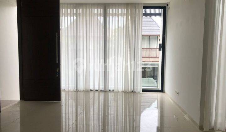 Modern, Beautiful Minimalist House 2