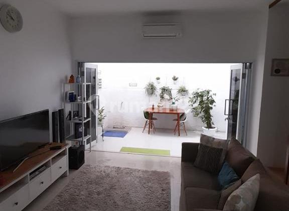 Beautiful, Comfortable, and Peaceful House Beautiful, Comfortable, and Peaceful House