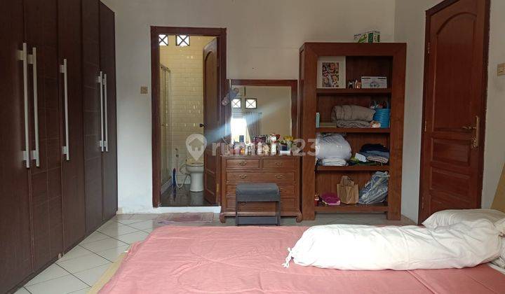 Tempat yang tenang nyaman hijau dan exclusive 3