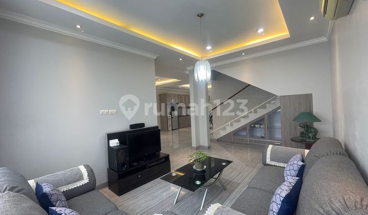 Rumah Cantik Lokasi Sangat Strategis Dipusat Perkanto Dan Bisnis Tb. Simatupang 2