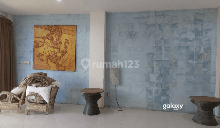 Disewakan Gedung 3 Lantai Petitenget Kerobokan Badung, Bali 19
