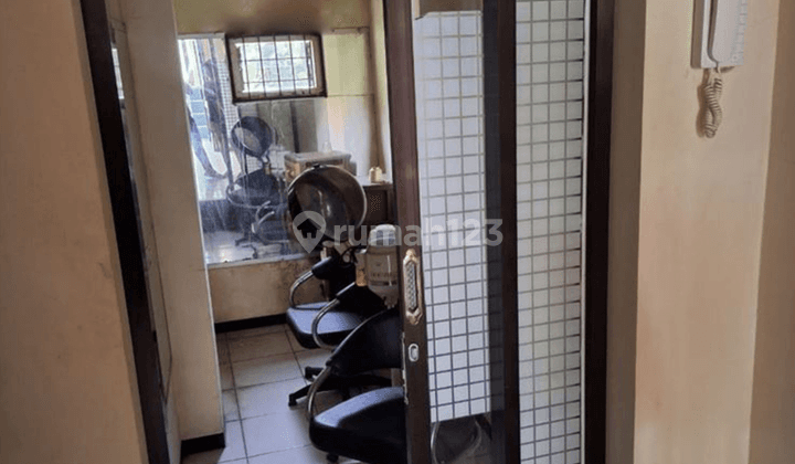 Dijual Ruko 3 Lantai Kyai H Wachid Hasyim Jombang, Jawa Timur 4