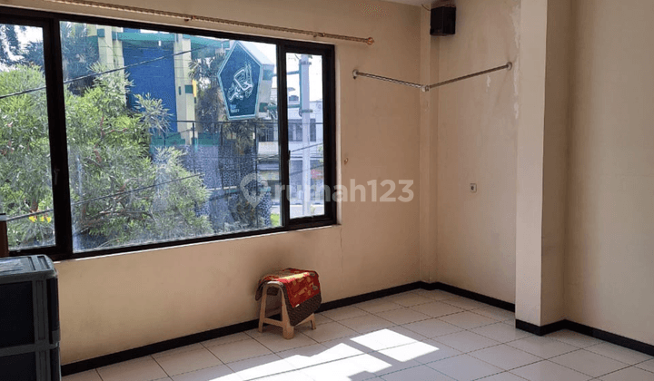 Dijual Ruko 3 Lantai Kyai H Wachid Hasyim Jombang, Jawa Timur 5