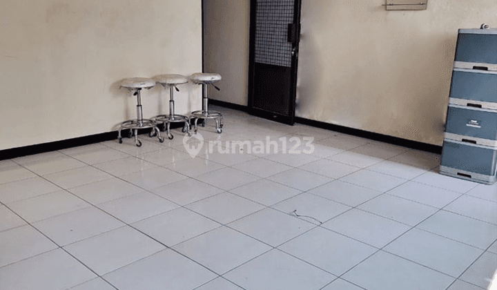 Dijual Ruko 3 Lantai Kyai H Wachid Hasyim Jombang, Jawa Timur 14