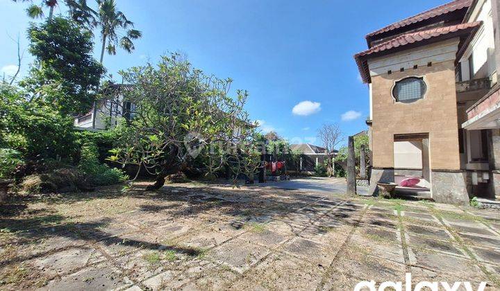DISEWAKAN BANGUNAN 3 LANTAI SEMI FURNISH RAYA PUPUTAN RENON 2
