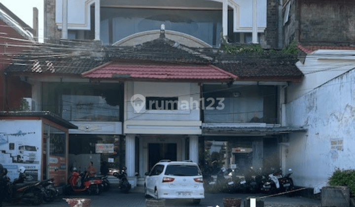 3 Floor Building for Rent in Raya Legian Badung, Bali 1