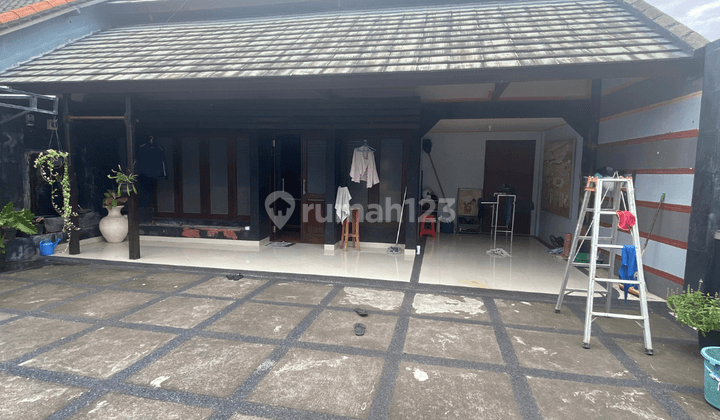 Dijual Disewa Rumah 2 Lantai Pengubugan Kerobokan, Bali 1