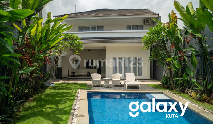 MODERN 4 BEDROOMS VILLA IN CONVENIENCE LOCATION SANUR DENPASAR - BALI 