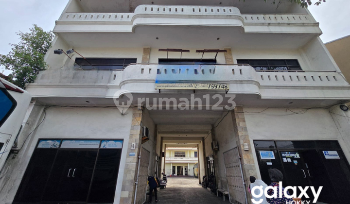 OFFICE BUILDING FOR SALE IN RAYA KUTA BADUNG - BALI OFFICE BUILDING FOR SALE IN RAYA KUTA BADUNG - BALI