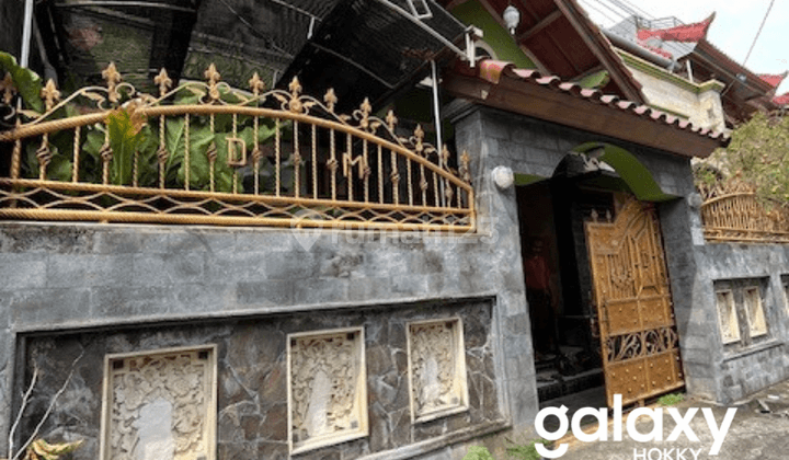 DIJUAL RUMAH CANTIK 3 LANTAI MONANG-MANING DENPASAR-BALI 1