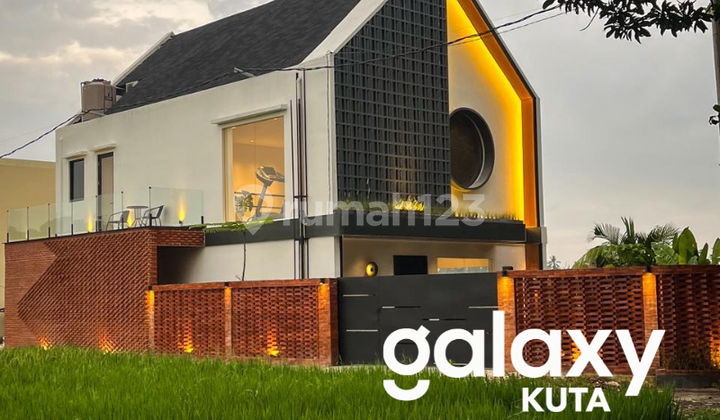 For Sale/ Leasehold Villa with Views of Rice Fields and Mountains Near Ubud Center Gianyar - Bali