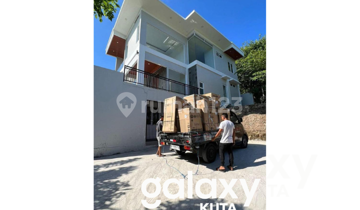 Dijual Rumah Cantik Terawat Lingkungan Asri di Ungasan Badung - Bali