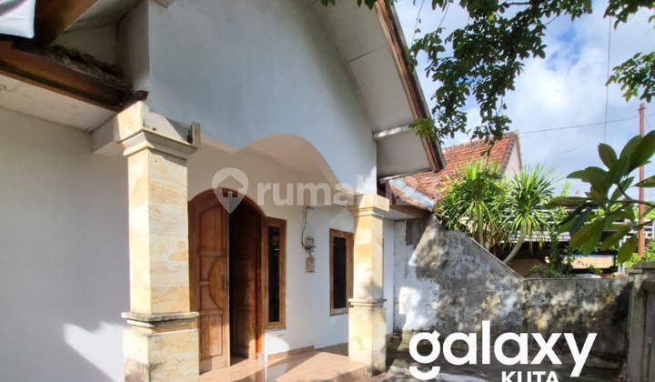 Dijual Rumah Minimalis Sederhana di Taman Jimbaran Badung - Bali 2