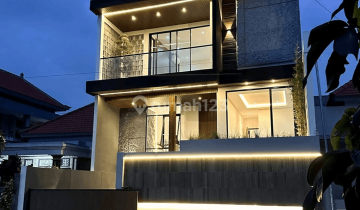 Dijual Rumah Baru Luxury Batur Sari Denpasar, Bali 1