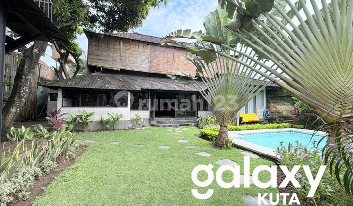 Woody Villa for Sale Near the Beach in Legian, Kuta, Badung - Bali
