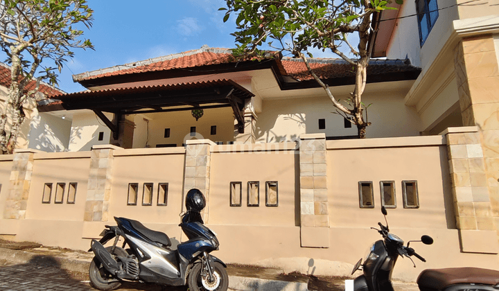 Dijual Rumah Semi Furnished Jimbaran Badung, Bali 1