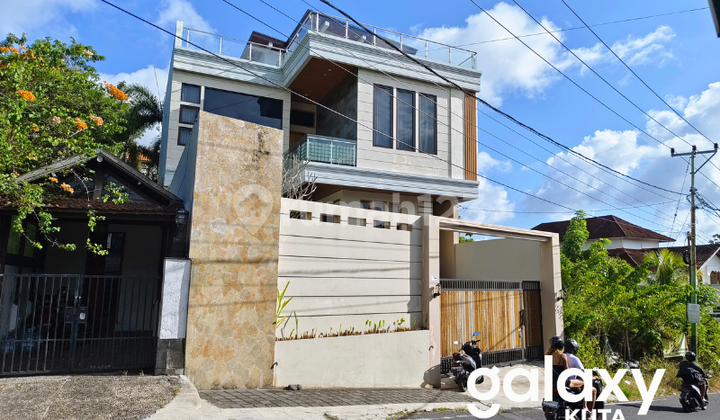 Disewakan Villa di Taman Giri Jimbaran Badung - Bali