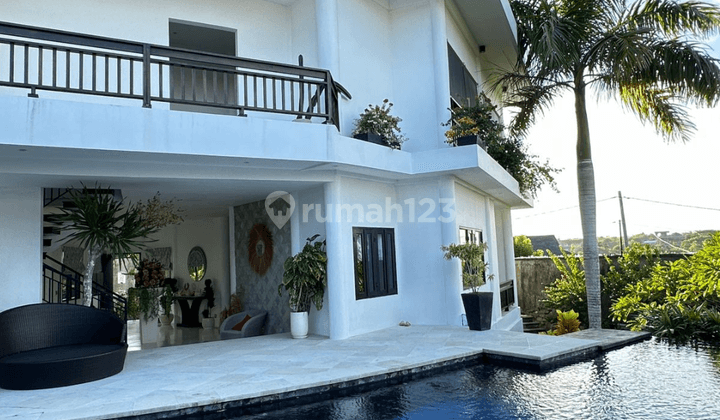 For Sale Luxury Villa with Gwk View Nusa Dua Badung, Bali 1