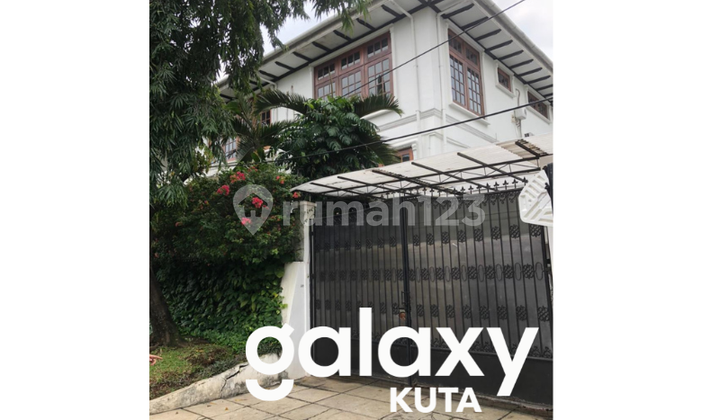 Dijual Exclusive Luxury House For Elegant Living di Pondok Indah Kebayoran Lama - Jakarta Selatan