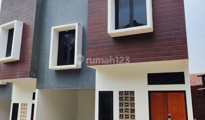 Rumah 2 Lantai Cluster Dekat Kopassus Cijantung Pasar Rebo Jakarta Timur 2