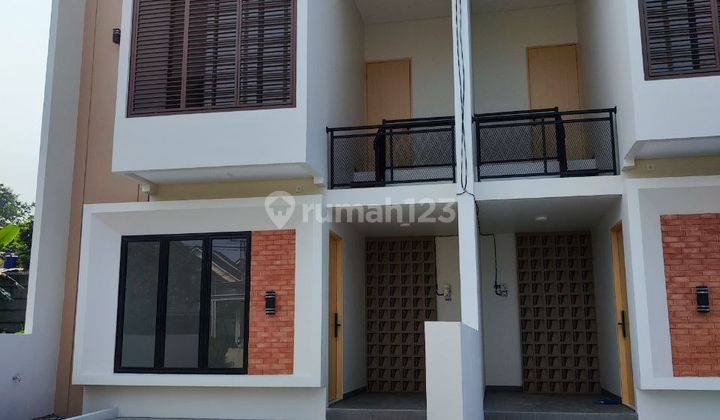 Rumah Premium Scandinavian Free Biaya di Komplek Besar Mampang Pancoran Mas Depok 2