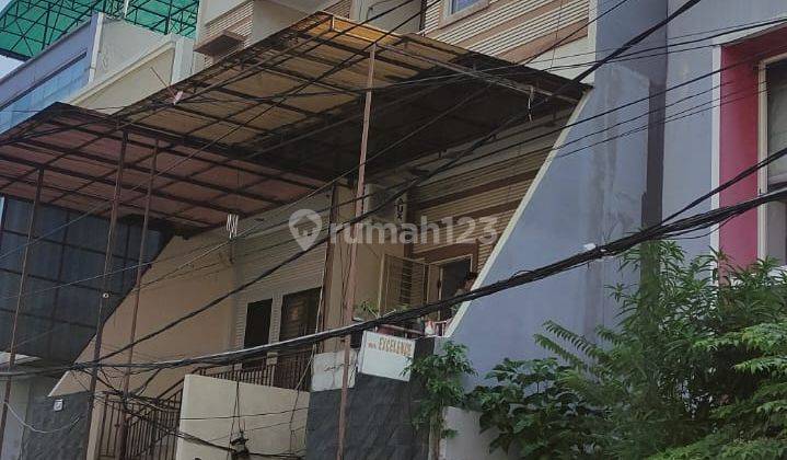 Jual Murah Rumah Rapi 3,5 Lt di Muara Karang Jakarta Utara  1