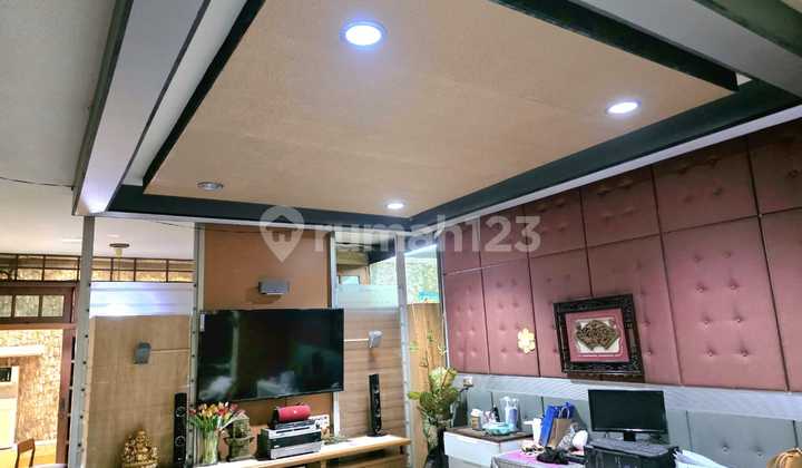 Dijual Cepat Rumah Asri dan Strategis di Cempaka Putih Barat Jakarta Pusat 2