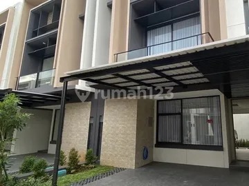 For Sale / Rent Furnished House in Tanakayu BSD, Vasya Cluster, Comfortable Environment 2