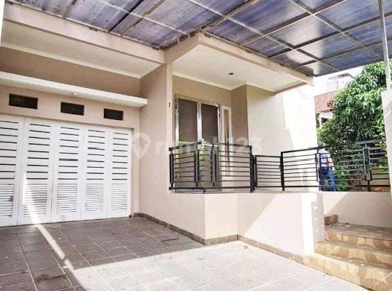 Jual Cepat Rumah Bagus 3,5 Lantai di Kebun Jeruk Indah Jakarta Barat  1