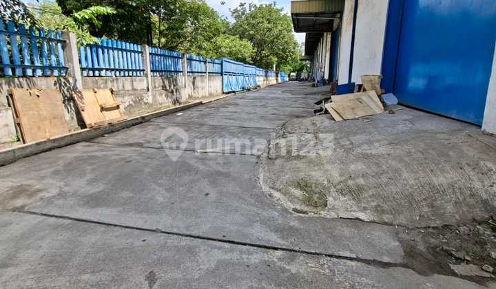 Commercial Warehouse in the Ancol Warehouse Area near Tanjung Priok Port Commercial Warehouse in the Ancol Warehouse Area near Tanjung Priok Port