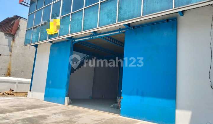 Warehouse for Sale in the Miami Warehousing Area, Kalideres, West Jakarta