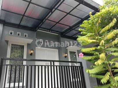 For Sale Ready-to-Occupy House in Griya Bintara, West Bekasi. 2