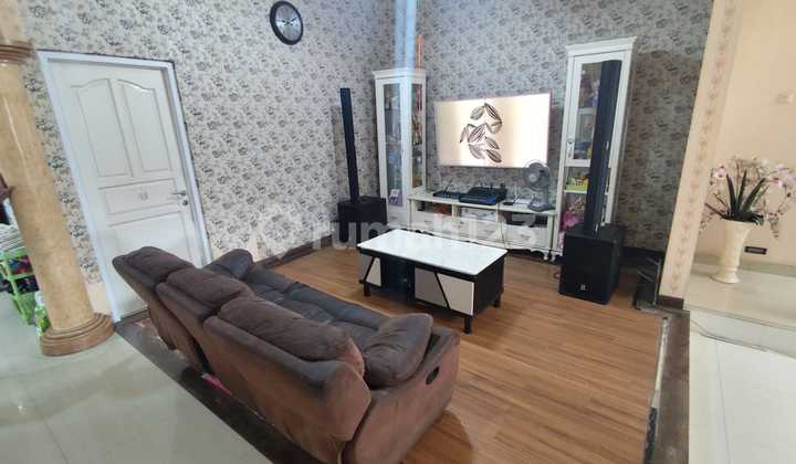 Dijual Cepat Rumah Mewah 2,5 Lantai di Semper, Jakarta Utara