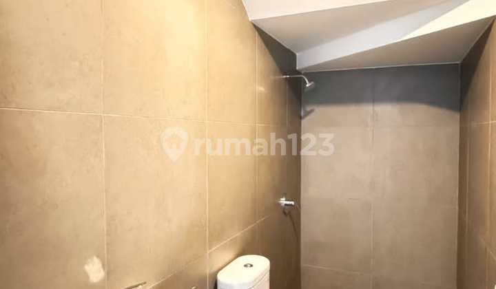 Ready-to-Occupy House in Metland Cakung Cluster, East Jakarta 2