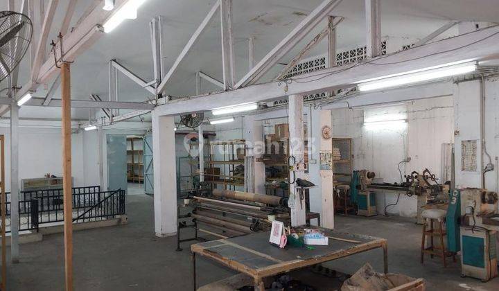 Kantor Sekaligus Gudang Bisa Untuk Online Shop / Konveksi Area Kerajinan Jakarta Barat 1