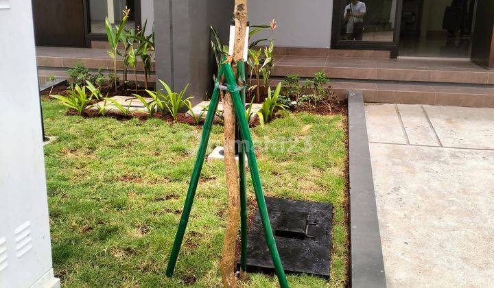 Disewakan Turun Harga Rumah Baru di Summarecon Crown Gading Bekasi  2