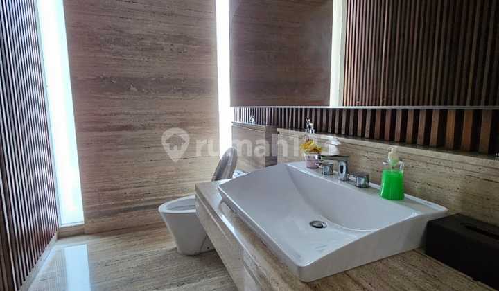 Dijual Rumah Cantik dan Asri Villa Gading Indah, Jakarta Utara 2