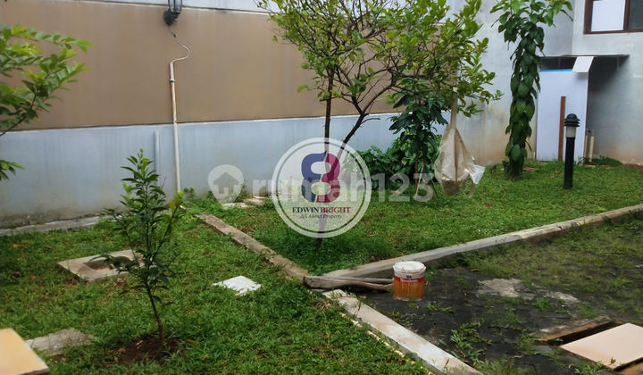 Rumah 2 Lantai SHM Dekat Pondok Indah di Garuda Bintaro Sektor 1 Jakarta Selatan 2