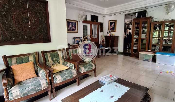 Rumah Asri Strategis dekat Pondok Indah di Sektor 1 Bintaro Jaya Jakarta Selatan 1