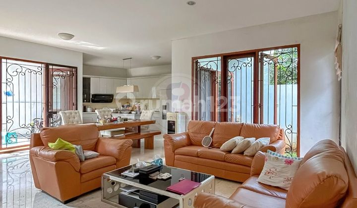 Well Maintained Beautiful House in Menteng Bintaro Jaya 2