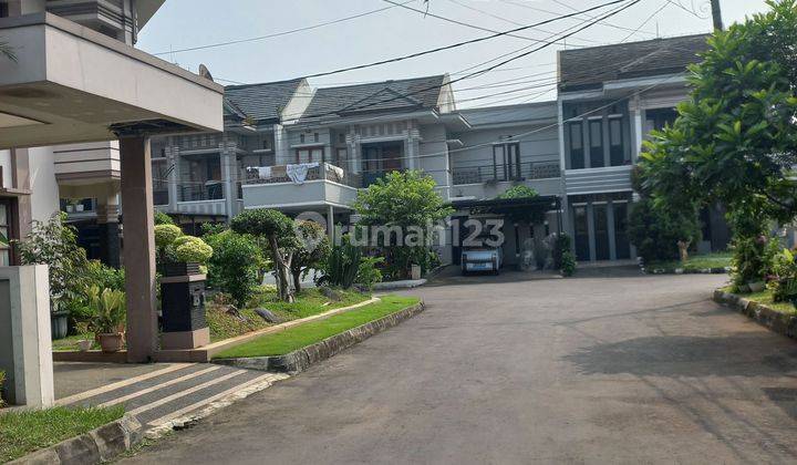 Rumah minimalis 2 lantai semi furnish dalam.cluster di Pasirluyu 2