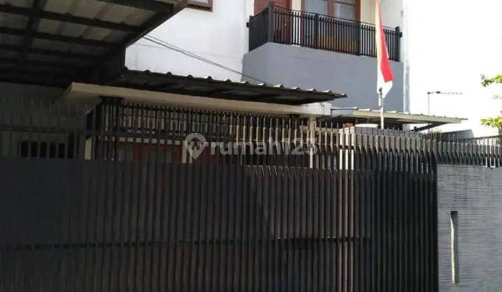 Dijual Rumah minimalis 2 lantai siap pakai di Logam Buahbatu 1