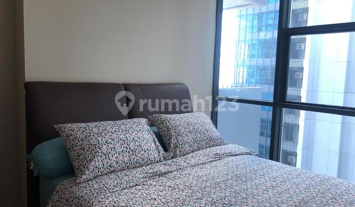 Apartemen 3 Kamar Tidur Furnished Bagus  2