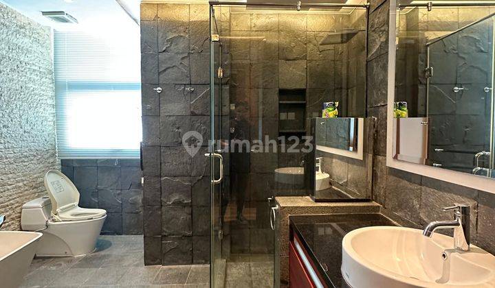 Apartemen Senayan City Residences 3 Kamar Tidur Bagus Furnished 2