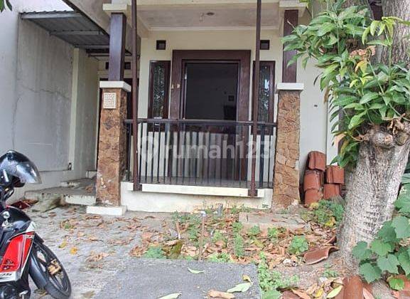 Rumah Bagus Unfurnished SHM di Jalan Majapahit, Semarang 1