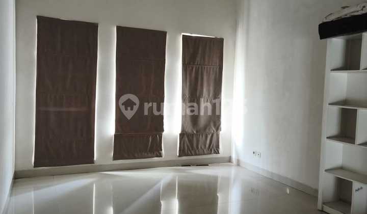 Full Furnished, Rumah, SHM, di Candi Golf Rp 140 Jt/Th 2
