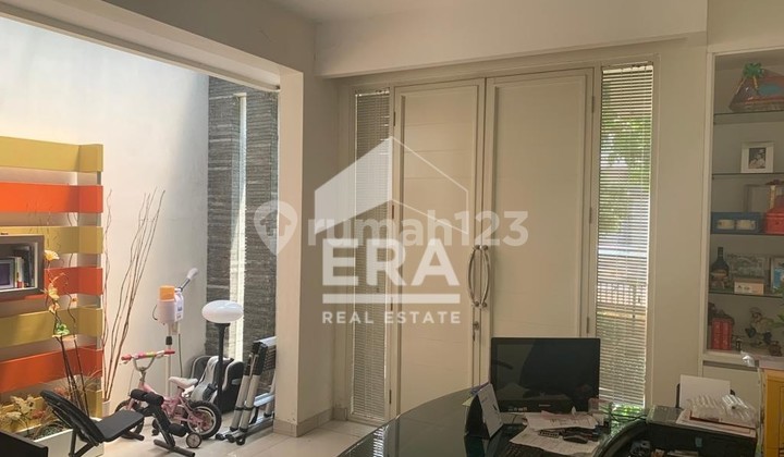 Disewakan / Dijual Rumah di Candi Golf Semarang 2