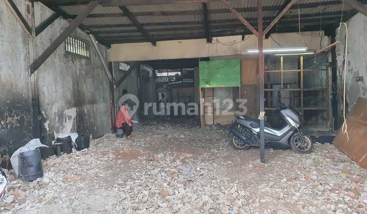 Rumah gudang tepi jl.raya 1